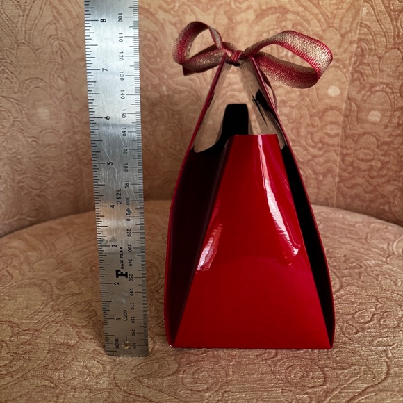 Chanel Shiny Red and Gold Holiday Gift Bag - Picture 11 of 12